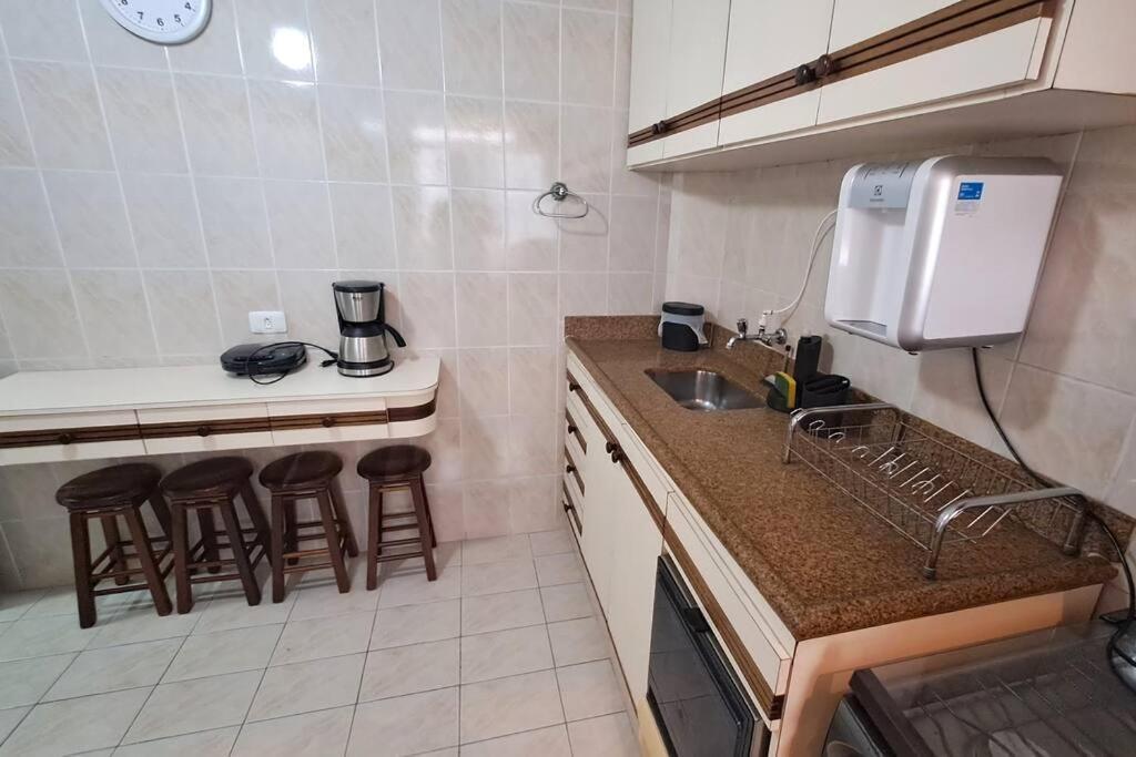 Apartamento Lindo Apto - Amplo - Perto Da Enseada Guarujá
